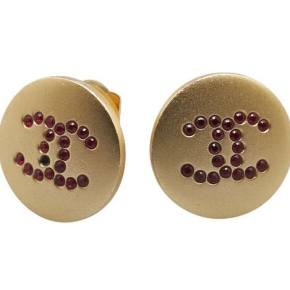CHANEL CC Logos Red Rhinestone Round Clip-On Earrings Gold Tone 00A Auth w/Box - Picture 1 of 6